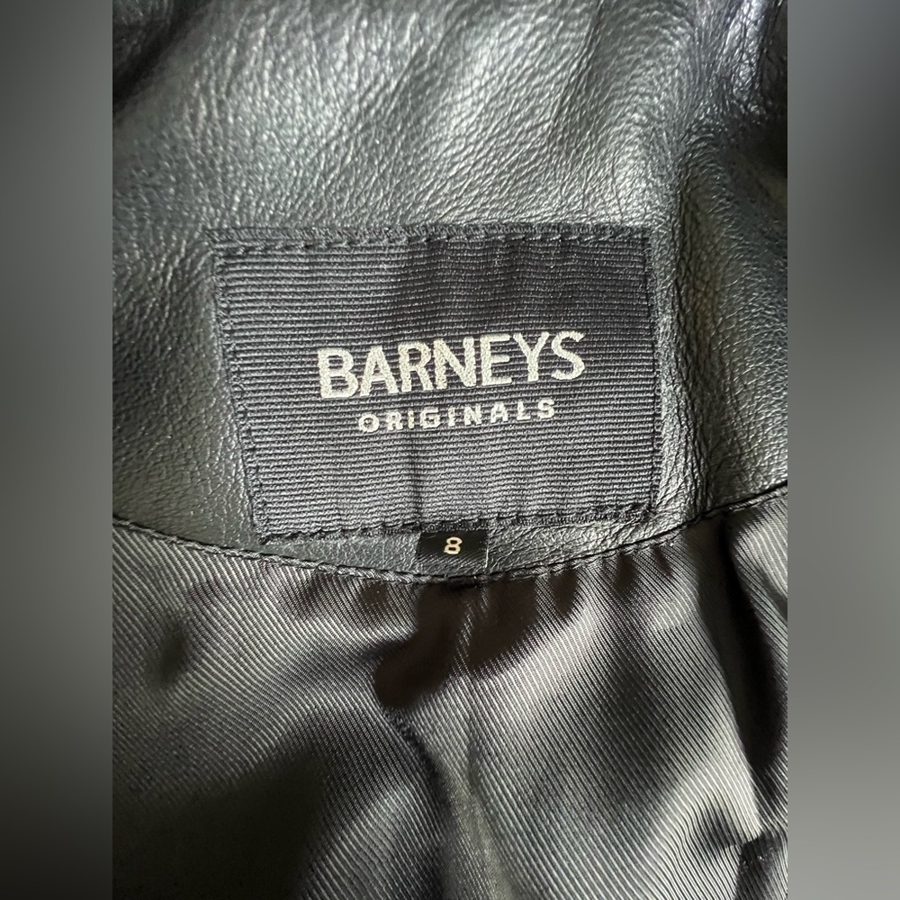 Leather jacket - Picture 3 of 6